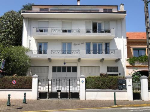 Grand Appartement De Standing "Reve Du Soir" De 170 M2 350 M De La Gare Λούρδη Εξωτερικό φωτογραφία